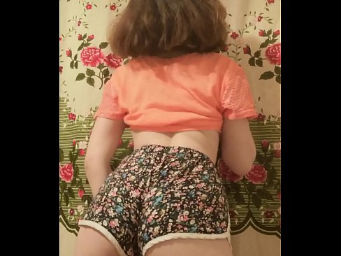 ❤️ Vogëlushja e re seksi duke zhveshur pantallonat e shkurtra në kamera ❤ Video porno tek ne ﹏